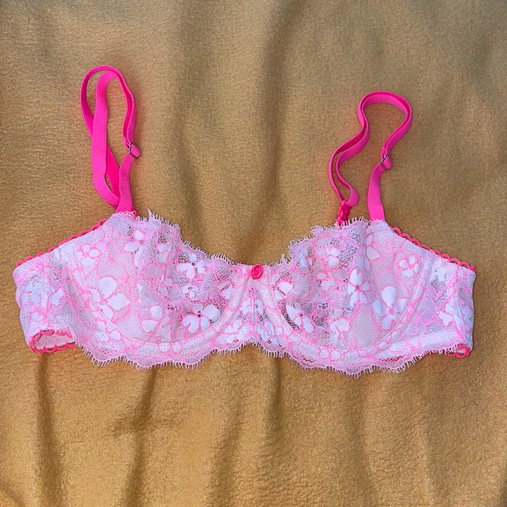 Victoria’s Secret Bra 32A